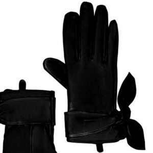 Sole Society Leather Glove With Bow Detail